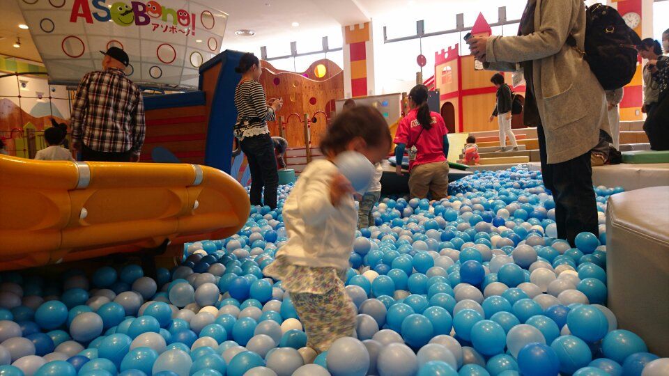 東京ドームシティ 子連れのおでかけ 子どもの遊び場探しならコモリブ