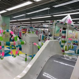 関東 子連れに嬉しい駅近屋内遊園地おすすめ10選 Comolib Magazine