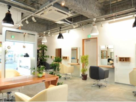 埼玉県で子連れにおすすめの美容院8選 キッズスペースありで子供も楽しめちゃう 子連れのおでかけ 子どもの遊び場探しならコモリブ