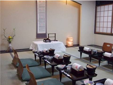 割烹 福登美 ふくとみ 子連れのおでかけ 子どもの遊び場探しならコモリブ