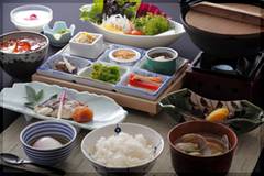 宮島で子連れにおすすめの宿5選！部屋食で地元料理を堪能しよう