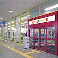 トイザらス　名古屋みなと店 の写真 (1)