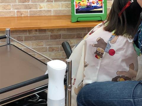 東京のキッズスペースや託児所のある美容院19選 キッズカットのできるところも多数 子連れのおでかけ 子どもの遊び場探しならコモリブ 東京のキッズスペースや託児所のある美容院19選 キッズカットのできるところも多数 子連れのおでかけ 子どもの遊び場探しならコモリブ