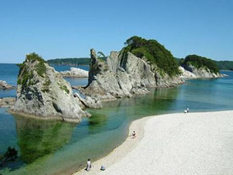 浄土ヶ浜 子連れのおでかけ 子どもの遊び場探しならコモリブ 浄土ヶ浜 子連れのおでかけ 子どもの遊び場探しならコモリブ