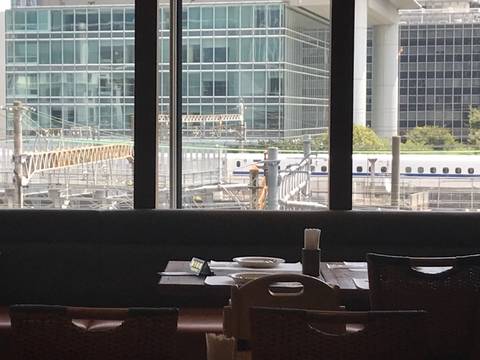 丸の内の子連れランチ選 人気の丸ビル内やベビーカーokの子供や赤ちゃんに優しいお店も 子連れのおでかけ 子どもの遊び場探しならコモリブ 丸の内の子連れランチ選 人気の丸ビル内やベビーカーokの子供や赤ちゃんに優しいお店も 子連れのおでかけ 子どもの遊び場探しならコモリブ