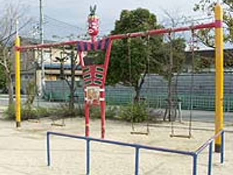 大阪のアスレチック遊具のある公園25選 大きい公園から無料で楽しめるスポットも 4 子連れのおでかけ 子どもの遊び場探しならコモリブ 大阪のアスレチック遊具のある公園25選 大きい公園から無料で楽しめるスポットも 4 子連れのおでかけ 子どもの遊び場探しならコモリブ