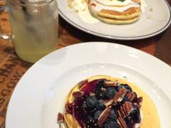 J.S. PANCAKE CAFE 中野セントラルパーク店（ジェイエスパンケーキカフェ）