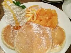 Hawaiian Pancake Factory ヨドバシ梅田店 （ハワイアンパンケーキファクトリー）