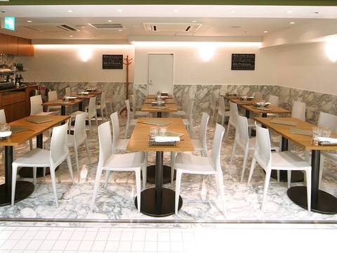 東京駅構内子連れランチにおすすめな飲食店10選 グルメで話題の店や人気レストランも 子連れのおでかけ 子どもの遊び場探しならコモリブ 東京駅構内子連れランチにおすすめな飲食店10選 グルメで話題の店や人気レストランも 子連れのおでかけ 子どもの遊び場探しならコモリブ