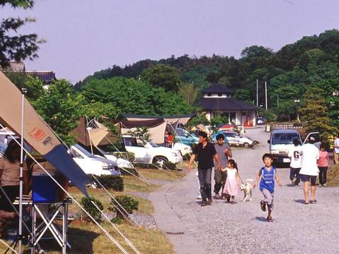 埼玉のキャンプ場おすすめ10選 ホタルがみれるスポットも 子連れのおでかけ 子どもの遊び場探しならコモリブ 埼玉のキャンプ場おすすめ10選 ホタルがみれるスポットも 子連れのおでかけ 子どもの遊び場探しならコモリブ