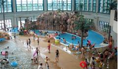 大阪の子供と楽しめるプール15選！幼児プールがある施設や赤ちゃん連れで利用できる所も