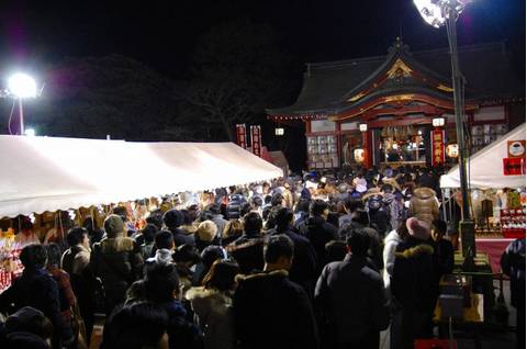 稲毛浅間神社 いなげせんげんじんじゃ 子連れのおでかけ 子どもの遊び場探しならコモリブ