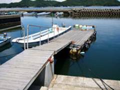 池の浦釣り筏 子連れのおでかけ 子どもの遊び場探しならコモリブ 池の浦釣り筏 子連れのおでかけ 子どもの遊び場探しならコモリブ