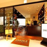 スモークバー&グリル （SMOKE BAR & GRILL） の写真 (1)
