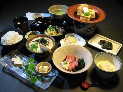 箱根湯本駅の子連れランチ選 赤ちゃん連れや子供にも優しいお子様ランチ付きのお店も 子連れのおでかけ 子どもの遊び場探しならコモリブ