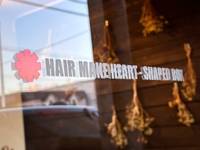 ヘアーメイク ハートシェイプドボックス(HAIR MAKE HEART SHAPED BOX) の写真 (1)