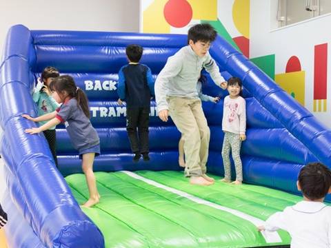 千葉の子供向け遊び場30選 室内アスレチックやおでかけに最適な子連れイベント開催施設も 4 子連れのおでかけ 子どもの遊び場探しならコモリブ 千葉の子供向け遊び場30選 室内アスレチックやおでかけに最適な子連れイベント開催施設も 4 子連れのおでかけ 子どもの遊び場探しならコモリブ