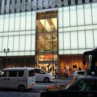 H&M SHINJUKU (新宿店) の写真