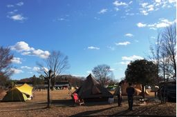 関東の子連れで行きたいキャンプ場15選 子どもがのびのび遊べるキャンプ場 Comolib Magazine