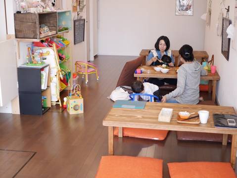 静岡市でおすすめ子連れカフェ ランチ15選 キッズスペース完備や人気のおもちゃカフェも 子連れのおでかけ 子どもの遊び場探しならコモリブ