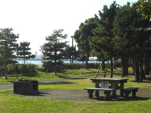 城南島海浜公園キャンプ場 子連れのおでかけ 子どもの遊び場探しならコモリブ