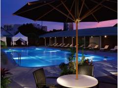 東京の子供と楽しめるホテルプール14選 都内の屋内プールや幼児プールを完備したホテルも 子連れのおでかけ 子どもの遊び場探しならコモリブ