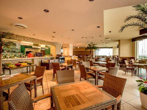 沖縄の子連れで行きたい食べ放題ができるレストラン10選 子連れのおでかけ 子どもの遊び場探しならコモリブ 沖縄の子連れで行きたい食べ放題ができるレストラン10選 子連れのおでかけ 子どもの遊び場探しならコモリブ