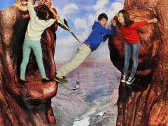 大阪周辺のトリックアート7選 美術館や街中にあるだまし絵も 子連れのおでかけ 子どもの遊び場探しならコモリブ 大阪周辺のトリックアート7選 美術館や街中にあるだまし絵も 子連れのおでかけ 子どもの遊び場探しならコモリブ