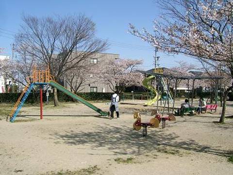 豊明中央公園 とよあけ 子連れのおでかけ 子どもの遊び場探しならコモリブ 豊明中央公園 とよあけ 子連れのおでかけ 子どもの遊び場探しならコモリブ