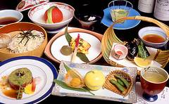 浅草で還暦祝いの食事会におすすめな店10選！座敷席や個室のあるレストランも