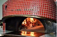 赤い窯のピザ屋さん La Luna Verde （ラルナヴェルデ） の写真 (3)
