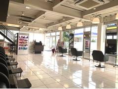 ヘアーヴィーヴル 松茂店(Hair BIVRE)