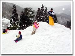 岐阜子連れにおすすめスキー場10選 イベント充実 3 子連れのおでかけ 子どもの遊び場探しならコモリブ