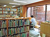 東京子ども図書館 の写真 (1)