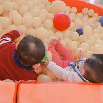 東京近郊の1歳児にぴったりな室内遊び施設おすすめ10選 子連れのおでかけ 子どもの遊び場探しならコモリブ