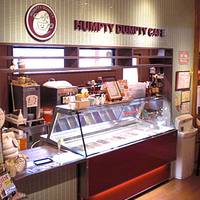 ハンプティダンプティカフェ 鶴ヶ島若葉店 （HUMPTY DUMPTY CAFE）