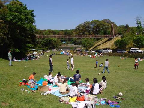 成田のおすすめ子供向け遊び場10選 子連れ観光の際も立ち寄りやすい成田空港も 子連れのおでかけ 子どもの遊び場探しならコモリブ