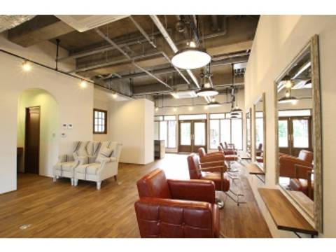 大阪 箕面市周辺の子連れにおすすめの美容院9選 キッズスペースありも 2 子連れのおでかけ 子どもの遊び場探しならコモリブ 大阪 箕面市周辺の子連れにおすすめの美容院9選 キッズスペースありも 2 子連れのおでかけ 子どもの遊び場探しならコモリブ