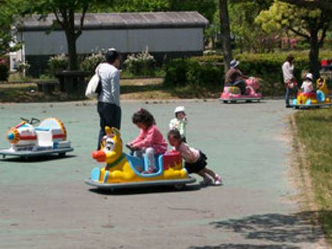 松浦河畔公園 子連れのおでかけ 子どもの遊び場探しならコモリブ 松浦河畔公園 子連れのおでかけ 子どもの遊び場探しならコモリブ