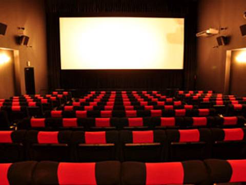 長野県の子連れで行ける映画館おすすめ8選 お得なプランも 2 子連れのおでかけ 子どもの遊び場探しならコモリブ 長野県の子連れで行ける映画館おすすめ8選 お得なプランも 2 子連れのおでかけ 子どもの遊び場探しならコモリブ