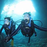 プズマリダイバーズクラブ 沖縄本島・青の洞窟体験ダイビング＆シュノーケリング