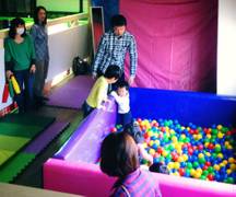 東京の室内遊び場 屋内アスレチック45選 都内にある施設や小学生も楽しめる室内遊園地も 4 子連れのおでかけ 子どもの遊び場探しならコモリブ