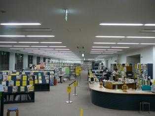 豊岡市立図書館