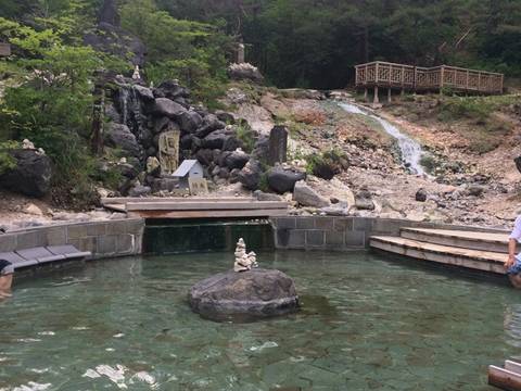 群馬草津の子連れで行く観光スポット13選 草津温泉付近や子供の室内の遊び場もご紹介 子連れのおでかけ 子どもの遊び場探しならコモリブ 群馬草津の子連れで行く観光スポット13選 草津温泉付近や子供の室内の遊び場もご紹介 子連れのおでかけ 子どもの遊び場探しならコモリブ