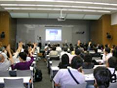 羽田空港の子連れ遊び場15選 ふらっと立ち寄れるスポットや子供が喜ぶキッズスペースも 2 子連れのおでかけ 子どもの遊び場探しならコモリブ 羽田空港の子連れ遊び場15選 ふらっと立ち寄れるスポットや子供が喜ぶキッズスペースも 2 子連れのおでかけ 子どもの遊び場探しならコモリブ