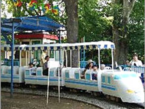 吉祥寺にある子連れ遊び場選 子供が喜ぶ公園や赤ちゃん連れが楽しめるキッズスペースも 子連れのおでかけ 子どもの遊び場探しならコモリブ