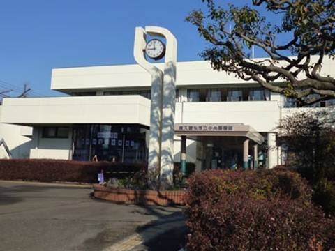 東久留米市立図書館 子連れのおでかけ 子どもの遊び場探しならコモリブ 東久留米市立図書館 子連れのおでかけ 子どもの遊び場探しならコモリブ