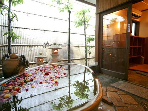 家族旅行に最適 城崎温泉で子連れ宿泊できるホテル 旅館15選 赤ちゃん連れに人気の宿も 2 子連れのおでかけ 子どもの遊び場探しならコモリブ 家族旅行に最適 城崎温泉で子連れ宿泊できるホテル 旅館15選 赤ちゃん連れに人気の宿も 2 子連れのおでかけ 子どもの遊び場探しならコモリブ