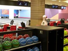 ラウンドワン 草加店 子連れのおでかけ 子どもの遊び場探しならコモリブ ラウンドワン 草加店 子連れのおでかけ 子どもの遊び場探しならコモリブ