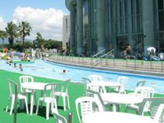 関西のおすすめ室内プール30選 大阪や兵庫にある人気の屋内プールや温水プールも 子連れのおでかけ 子どもの遊び場探しならコモリブ